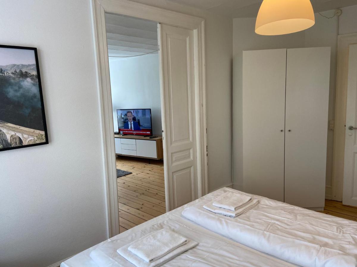 Bright 2-bedroom In Elegant Osterbro Leilighet
